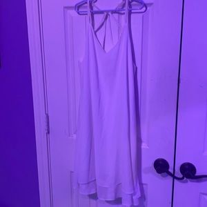 White casual strappy dress